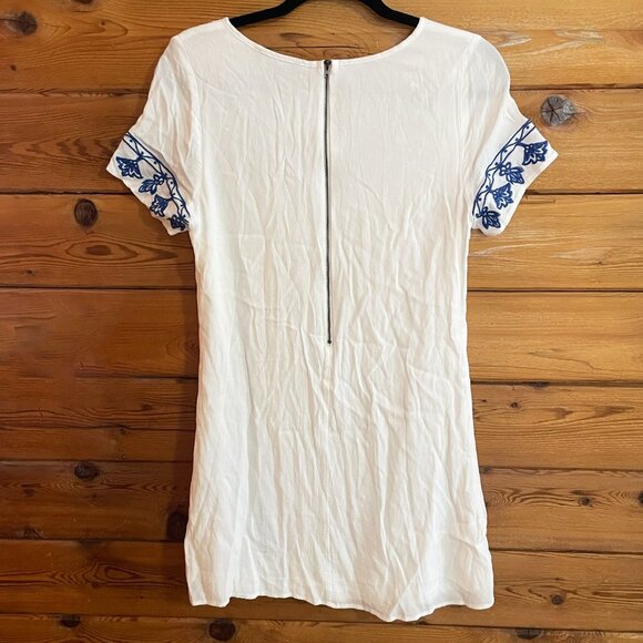 Lulus Tale to tell blue & ivory embroidered dress Medium - Picture 5 of 9